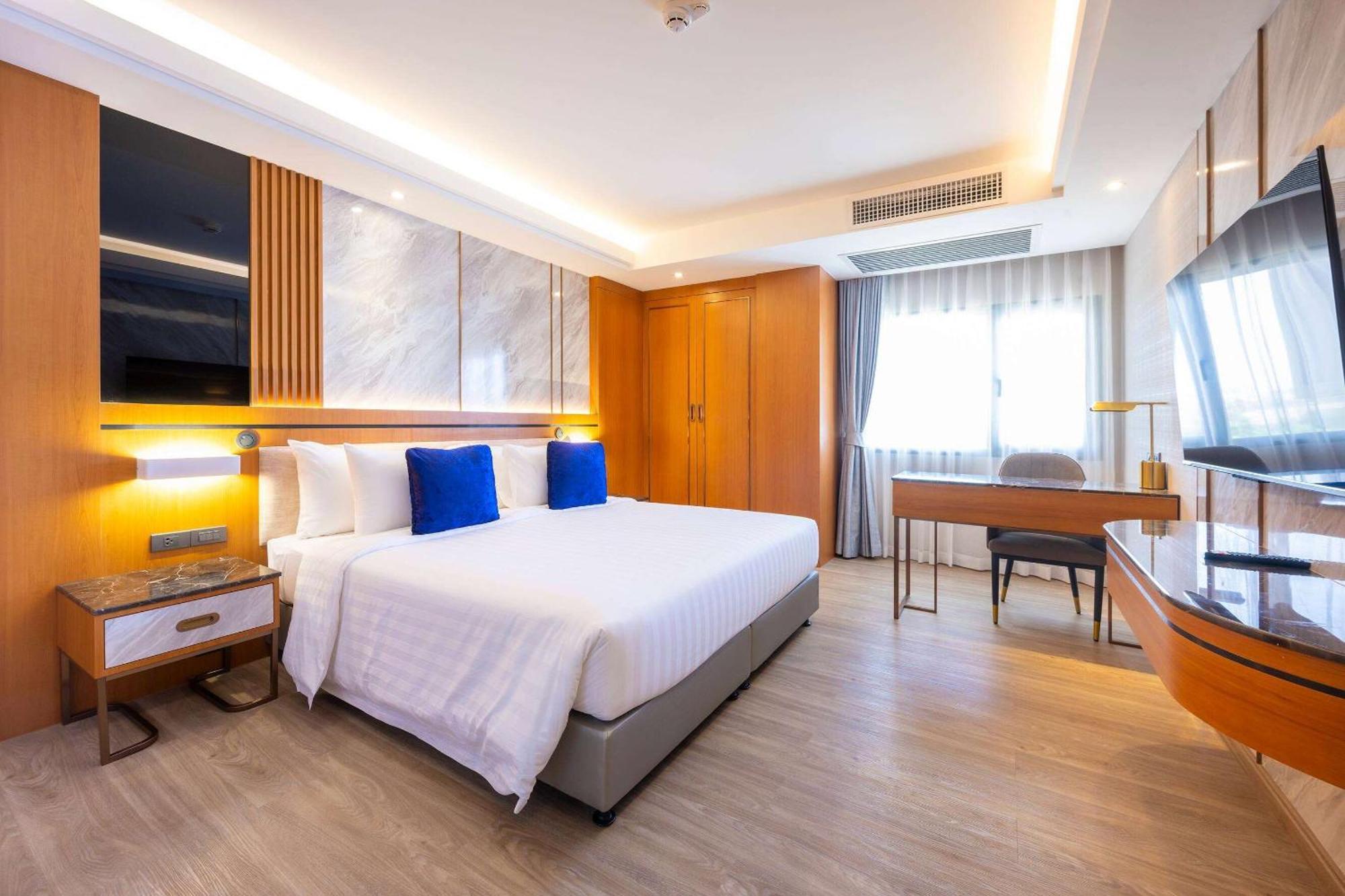 Wyndham Jomtien Pattaya Hotell Na Chom Thian Eksteriør bilde