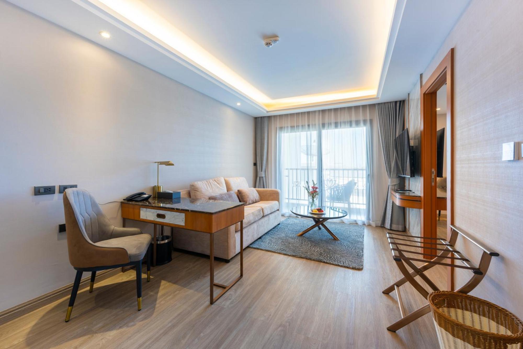 Wyndham Jomtien Pattaya Hotell Na Chom Thian Eksteriør bilde